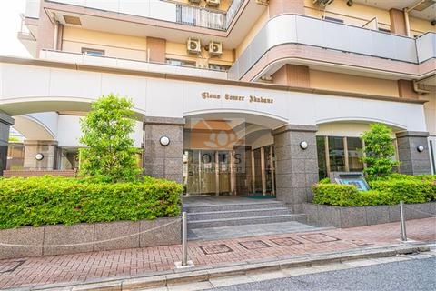 ライオンズタワー赤羽エントランス１｜ＪＲ「赤羽」駅から近く、利便性良好です。