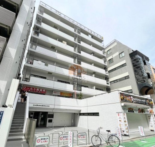 ライオンズマンション新大久保第２外観２｜ライオンズマンション新大久保第２は1983年（昭和58年）に建てられた10階建てのマンションです。