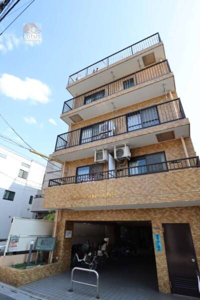 ライオンズマンション亀戸第５外観1｜ライオンズマンション亀戸第５は平成元年築、５階建て２９戸のマンションです。大通りの喧騒から離れた静かなロケーションにあります。