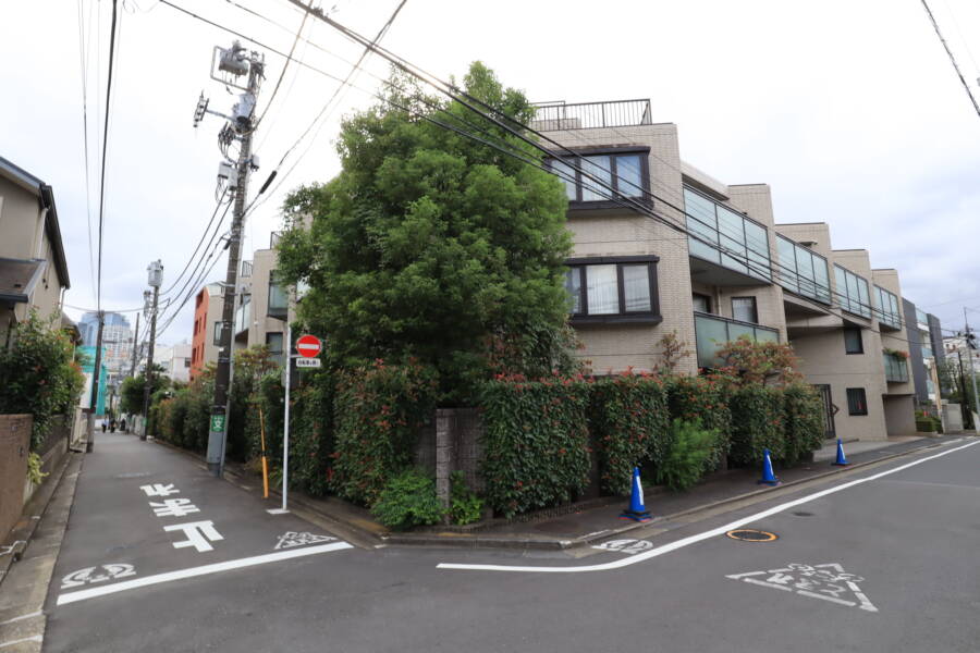 インペリアル表参道外観2