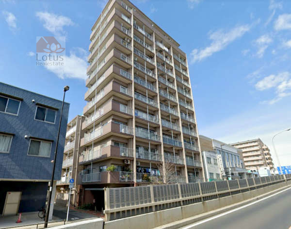 トーア東尾久マンション外観５｜トーア東尾久マンションは昭和５５年築の１２階建てです。尾久橋通り沿いです。