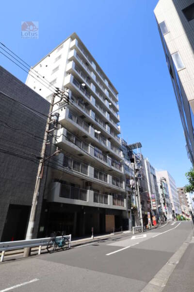 ニックハイム東陽町外観1｜ニックハイム東陽町は昭和５４年築、１０階建てのマンションです。
