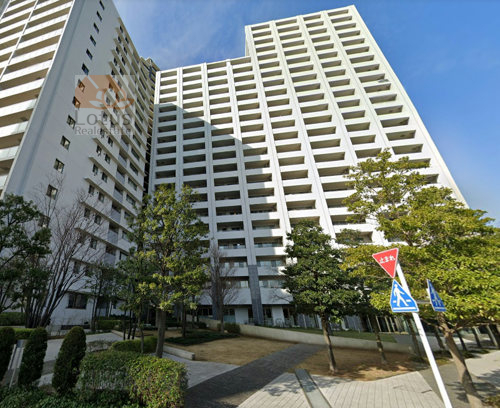 イニシア千住曙町外観２｜イニシア千住曙町は平成２１年築、２１階建てのマンションです。５００世帯規模の大規模マンションで、ゲストルーム、リバービューラウンジ、キッズスタジアム、、フロントサービスなど充実しています。