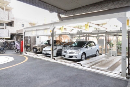 ライオンズマンション北烏山駐車