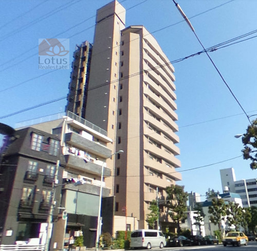 秀和青山神宮前レジデンス外観１｜秀和青山神宮前レジデンスは平成10年築、15階建てのマンションです。