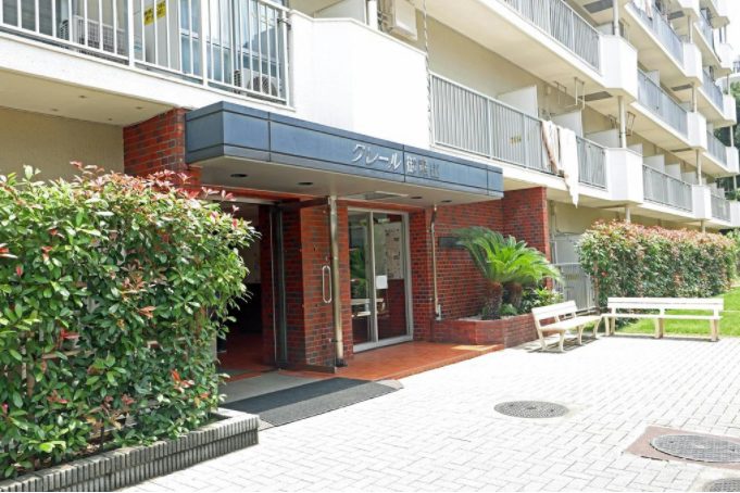 クレール御殿山エントランス３｜管理体制良好です。