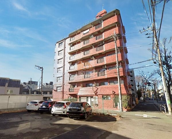 セブンスターマンション南烏山外観４｜セブンスターマンション南烏山は昭和58年築、7階建てのマンションです。