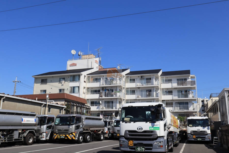 グリーンパーク花畑５外観1｜グリーンパーク花畑Ⅴは昭和63年築、5階建てのマンションです。