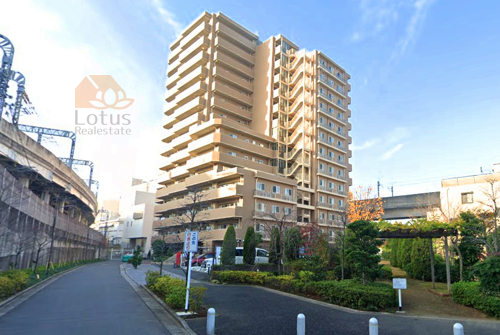 グランフラッツ千住旭町外観１｜グランフラッツ千住旭町は平成16年築、15階建てのマンションです。北千住駅が利用可です。