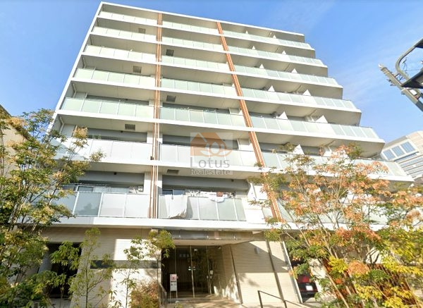 デュオステージ北千住外観２｜デュオステージ北千住は平成11年築、8階建てのマンションです。ＪＲ「北千住」駅まで徒歩6分の便利な立地です。