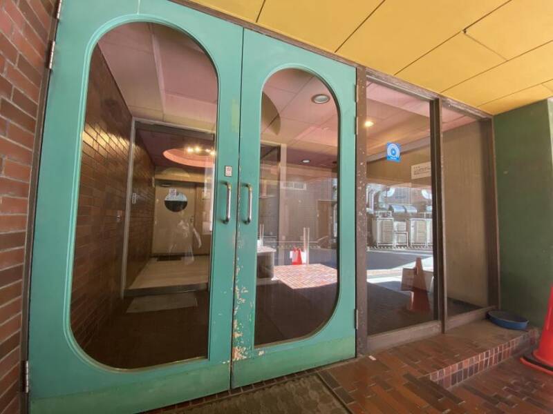 アルト第一ビルエントランス２｜耐震基準適合マンションです。