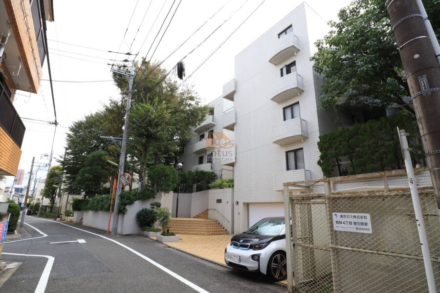 イースタンホームズ若林外観2