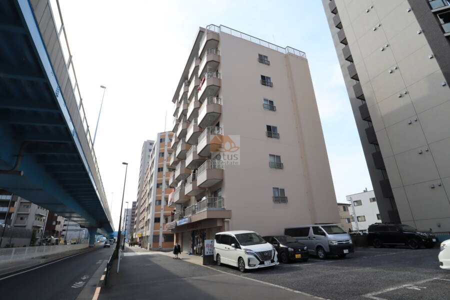 日栄マンション外観2
