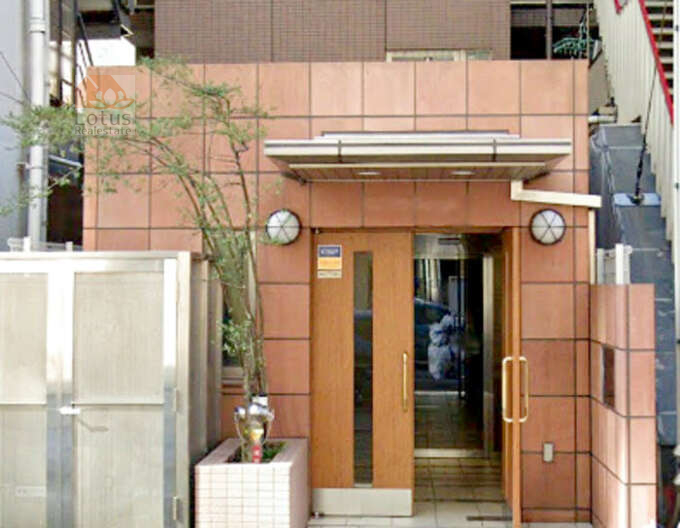 プライブ恵比寿エントランス１｜エントランスは恵比寿通り側にあります。