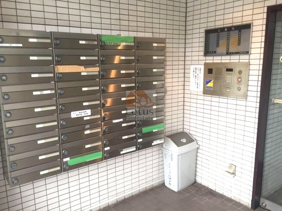グローリア初穂田端_エントランス2｜共用部です。