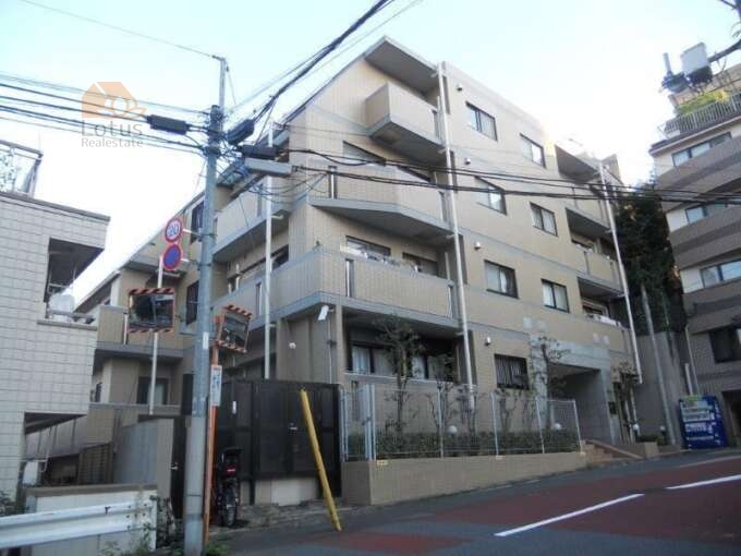 アートコート早稲田戸山公園 2｜アートコート早稲田戸山公園は平成１１年築、６階建てのマンションです。大江戸線「若松河田」駅から徒歩5分、東西線「早稲田」駅も徒歩圏内です。