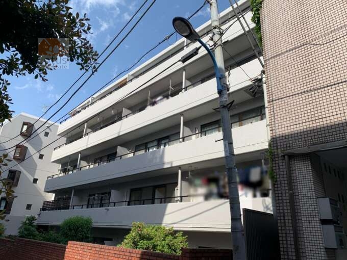 ライオンズマンション神楽坂第２外観１｜ライオンズマンション神楽坂第２は、昭和５３年築、５階建てのマンションです。周辺は閑静な住宅街です。