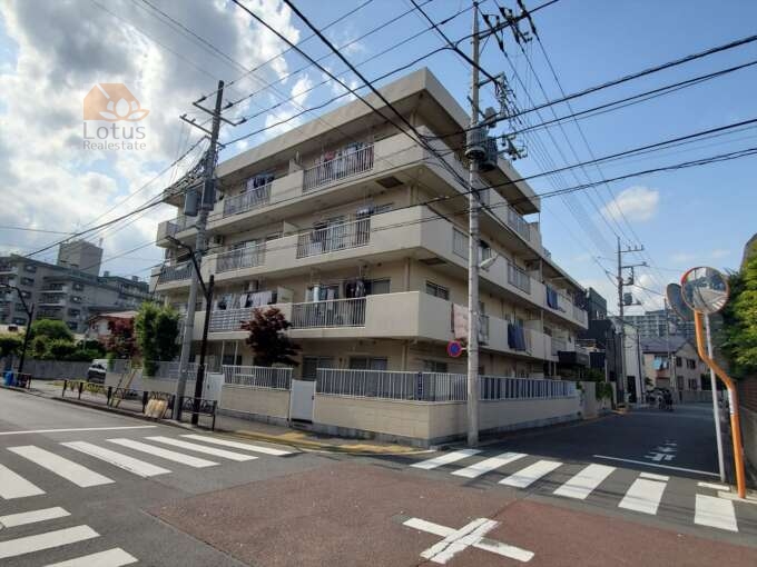 エンゼルハイム金町の周辺は静かな住宅街です。