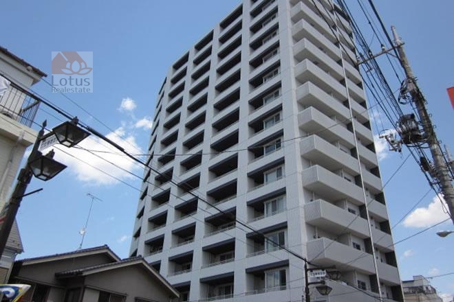 イニシア江北駅前外観｜イニシア江北駅前は平成１９年築、１５階建てのマンションです。日暮里舎人ライナー「江北」駅の西口南側から徒歩1分です。