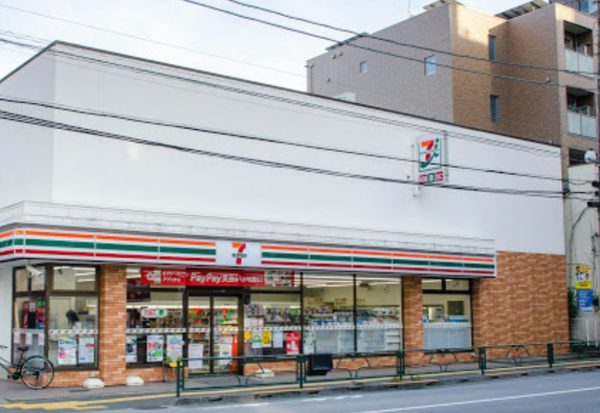 セブン-イレブン 文京千石１丁目店｜徒歩2分に「セブン-イレブン 文京千石１丁目店」があります。