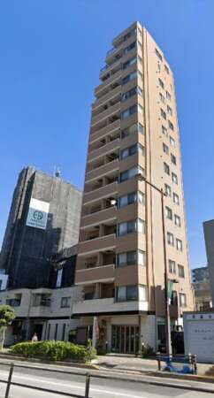 ラグジュアリーレジデンス新宿外観２｜ラグジュアリーレジデンス新宿は平成１６年築、１４階建てのマンションです。余丁町通り沿いに立地します。