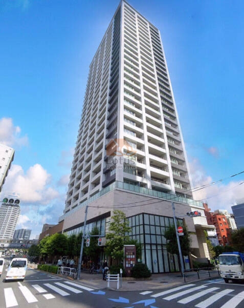 ブリリア大井町ラヴィアンタワー外観２｜ブリリア大井町ラヴィアンタワーは平成24年築、28階建てのマンションです。