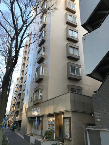 ライオンズマンション松原外観１｜ライオンズマンション松原は昭和４８年築、１４階建てのマンションです。
