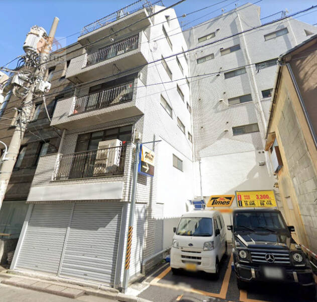 サンロイヤル五反田外観３｜サンロイヤル五反田は昭和56年築、７階建てのマンションです。山手通りから一歩入った閑静な立地です。最寄り駅はＪＲ「五反田」駅です。