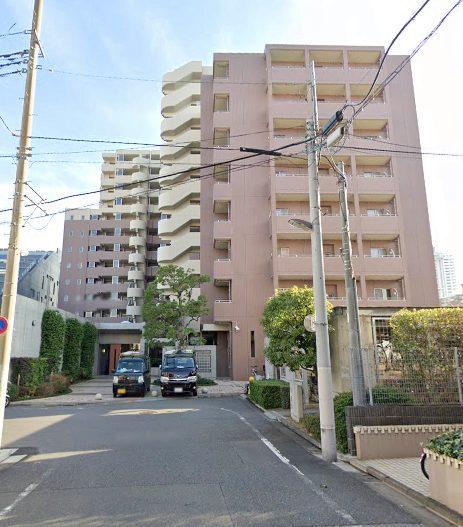 アリアシティ外観３｜アリアシティは平成13年築、13階建のマンションです。
