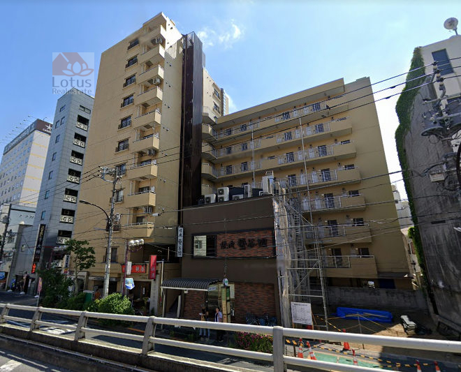 ライオンズマンション鶯谷第３は昭和５９年築、１１階建てのマンションです。言問通りに立地し、最寄駅はＪＲ「鶯谷」駅です。日比谷線「入谷」駅も利用可です。