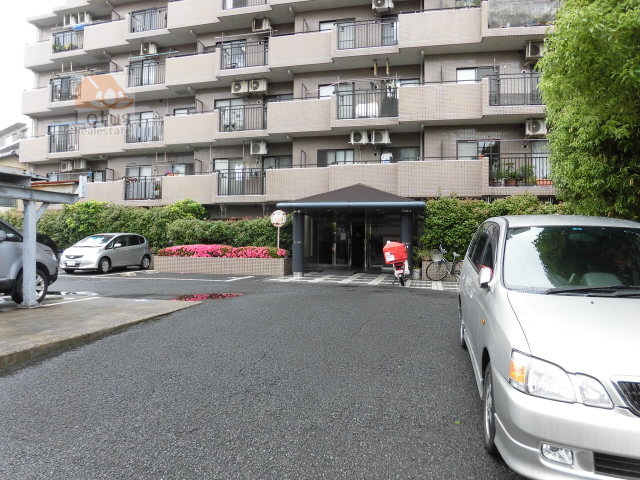 バームハイツ五反野外観 (5)｜外観です。駐車場は道路として収用されました。