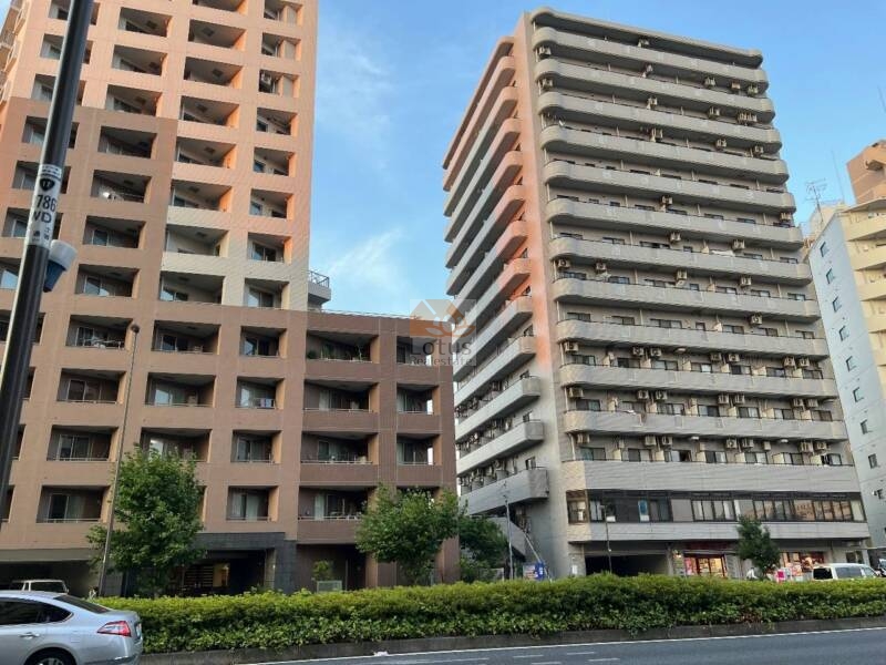 フロール巣鴨外観１｜フロール巣鴨は白山通り沿いのマンションです。