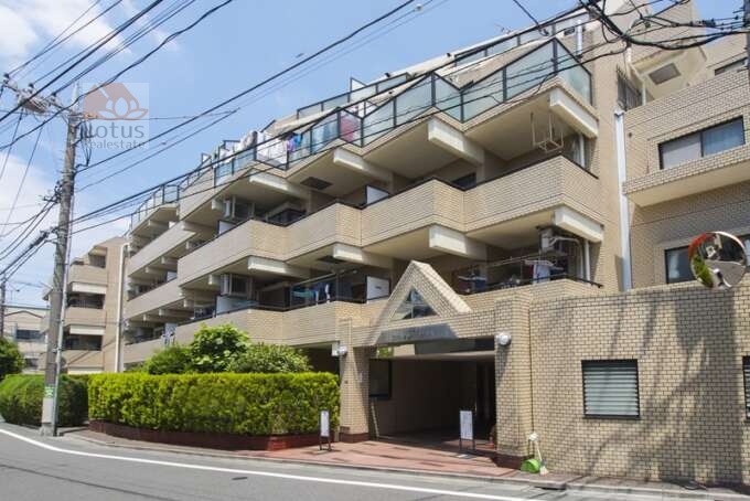 レジェンド杉並ガーデン外観３｜レジェンド杉並ガーデンは昭和６３年築、５階建てのマンションです。方南町駅から徒歩１０分圏内、周辺は静かな住宅地です。