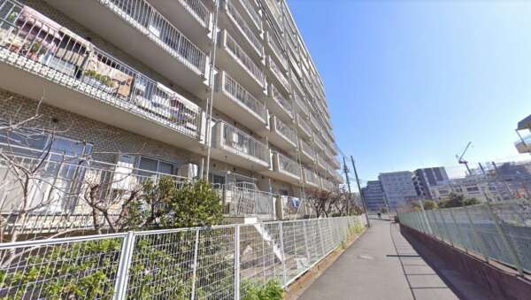 下落合ハウス外観５｜下落合ハウスは、昭和59年築、10階建てのマンションです。