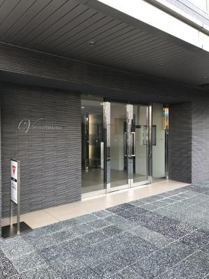 ヴァルセーナ新小岩エントランス１｜オートロック完備です。