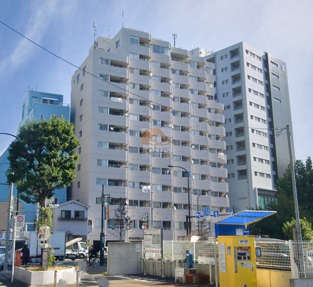 グリーンプラザ武蔵小山外観１｜グリーンプラザ武蔵小山は昭和57年築、13階建のマンションです。