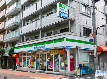 ファミリーマート 早稲田鶴巻町店