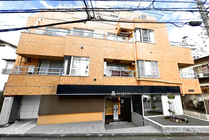 シティドエル三軒茶屋外観１｜シティドエル三軒茶屋は昭和５７年築、５階建のマンションです。
