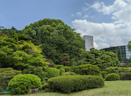 大隈庭園｜徒歩2分に「大隈庭園」があります。