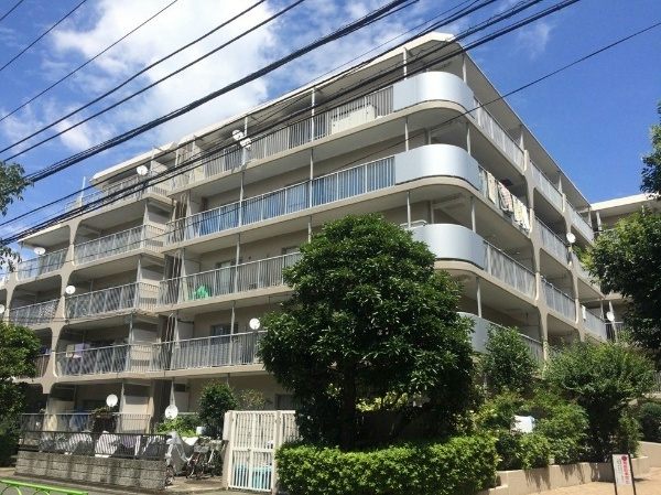 玉川スカイハイツ外観１｜玉川スカイハイツは昭和５３年築、５階建てのマンションです。