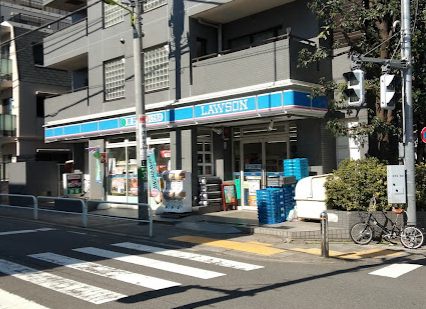 ローソン 下馬四丁目店｜徒歩1分に「ローソン 下馬四丁目店」があります。
