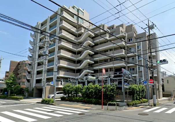 ファインレジデンス西新井外観３｜ファインレジデンス西新井は平成２３年築、１０階建てのマンションです。