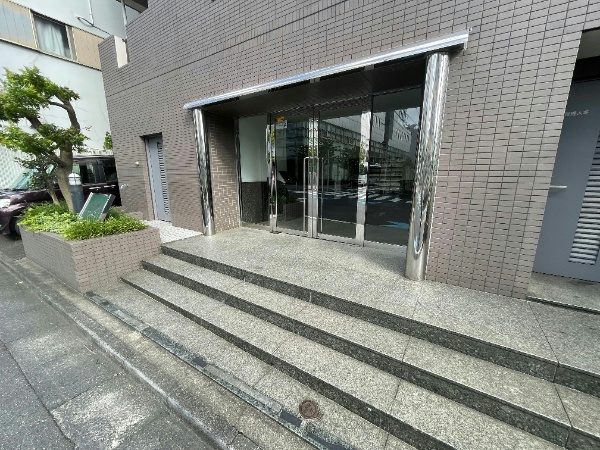 バームハイツ荻窪エントランス２｜オートロック完備です。
