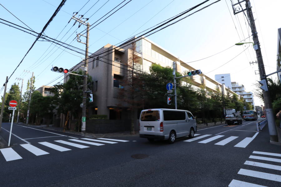 ザパークハウス学芸大学四季の杜外観3｜こちらは下馬通り側です。