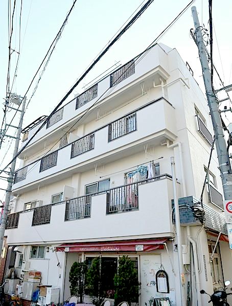 西落合ビューティフルマンション外観２｜西落合ビューティフルマンションは昭和５４年築、４階建てのマンションです。エレベーターはありません。