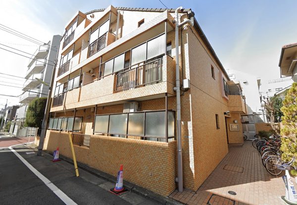 ライオンズマンション経堂第３外観２｜ライオンズマンション経堂第３は昭和57年築、4階建てのマンションです。