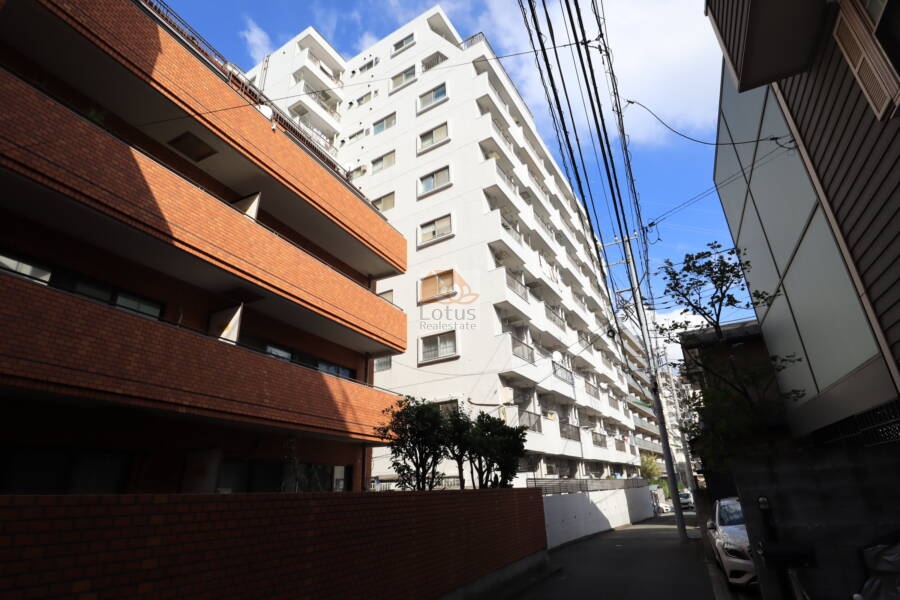 モナーク三軒茶屋外観1