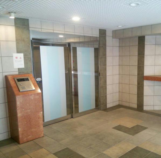 アーバイル日本橋水天宮_エントランス1｜オートロック完備です。