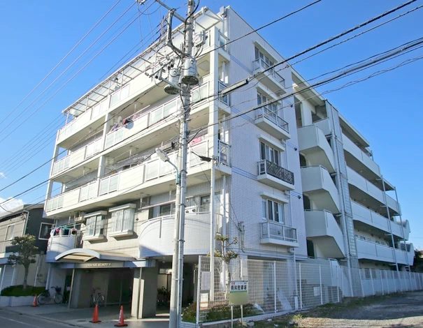 グリーンパーク水元Ⅵ外観３｜グリーンパーク水元６は平成元年築、5階建てのマンションです。