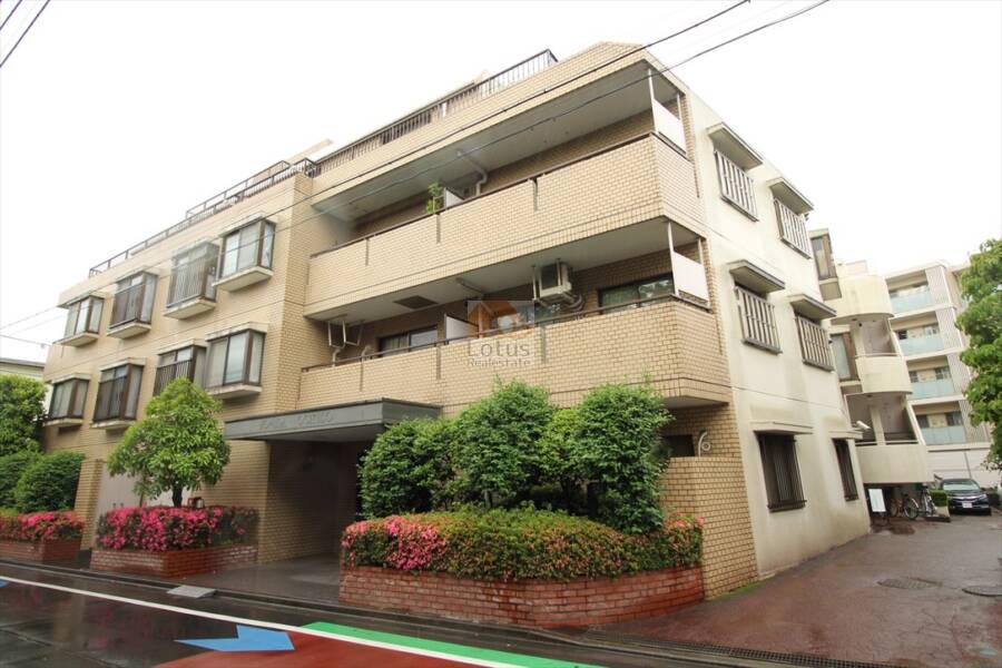 コープ野村荻窪外観２｜コープ野村荻窪は昭和59年築、5階建てのマンションです。